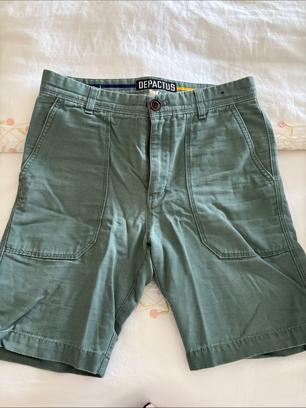Men's Olive Green Cargo Shorts with Patch Pockets